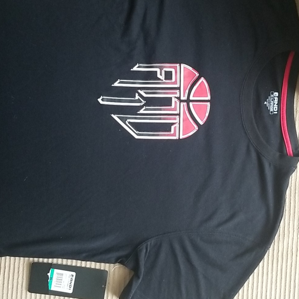 And I tee shirt